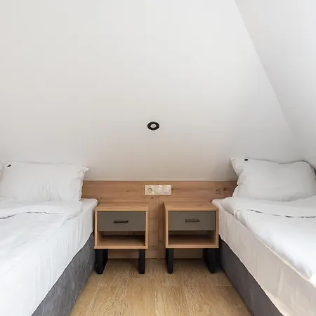 камъните ホテル 3*