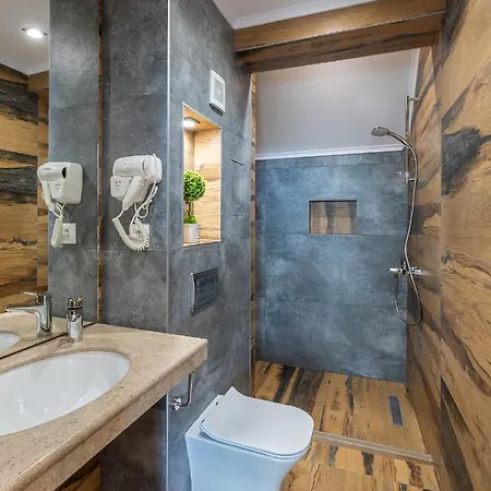 Hotel камъните 3*
