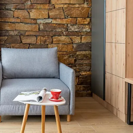 камъните ホテル 3*