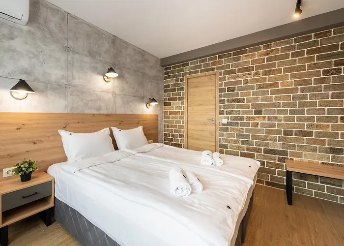 Otel камъните 3*