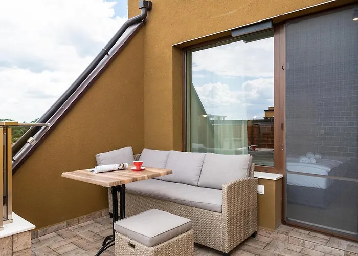 камъните Otel 3*