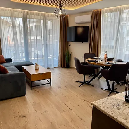 камъните فندق 3*